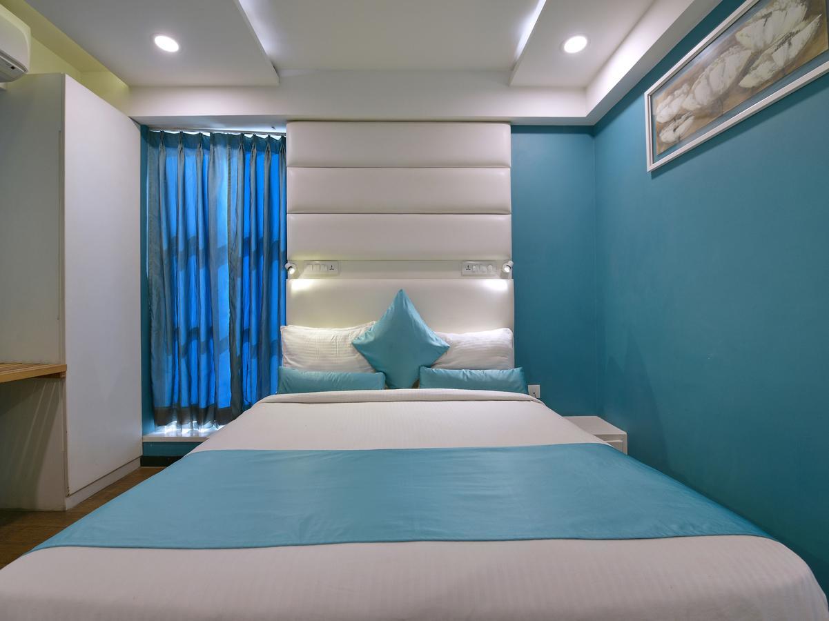 Oyo 963 Hotel Rumaya Ujjain Zewnętrze zdjęcie